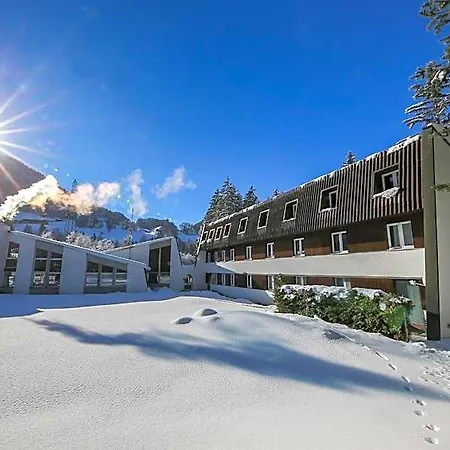 Hotel Hotel Gruesch 3*