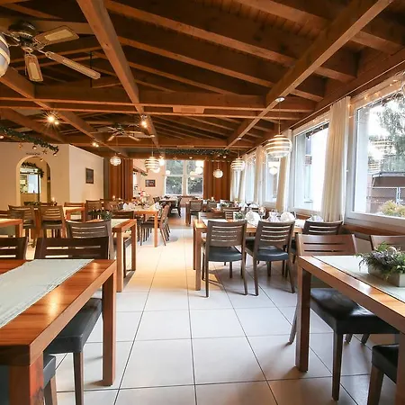 Hotel Gruesch Grüsch