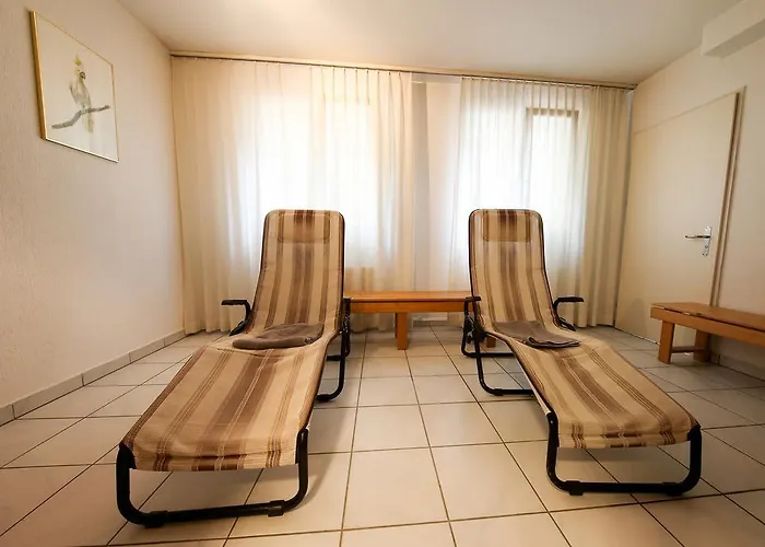 Otel Hotel Gruesch Grüsch