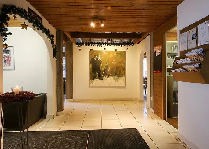 Hotel Gruesch Otel 3*